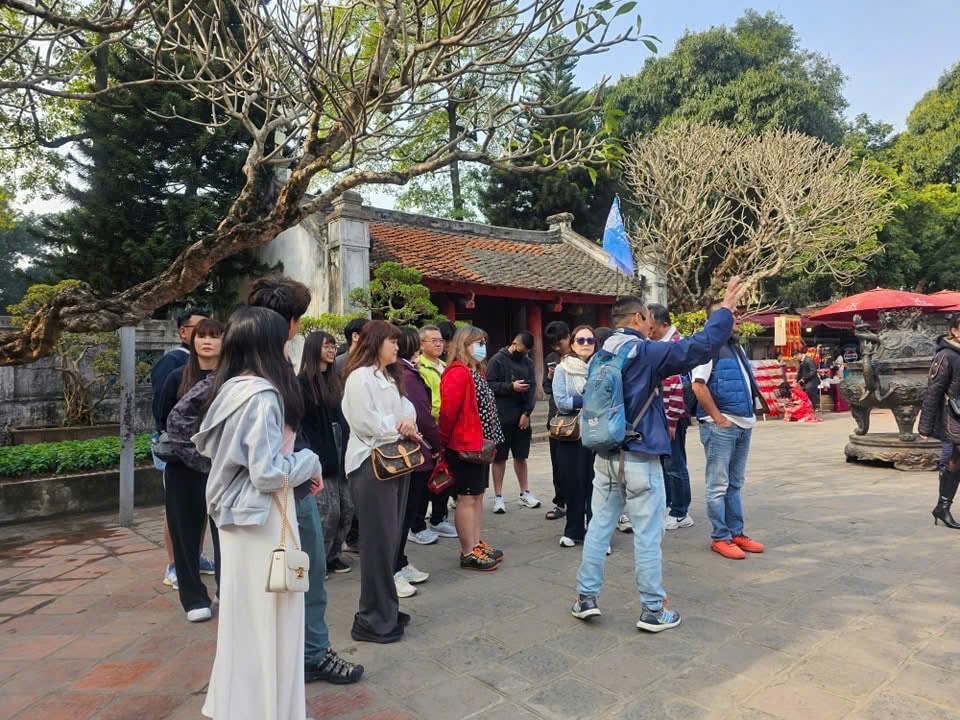 Sôi động du lịch dịp Tết Nguyên đán